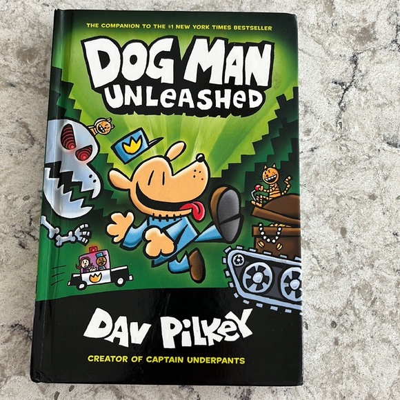 Dog Man books - 3 books - Picture 1 of 3